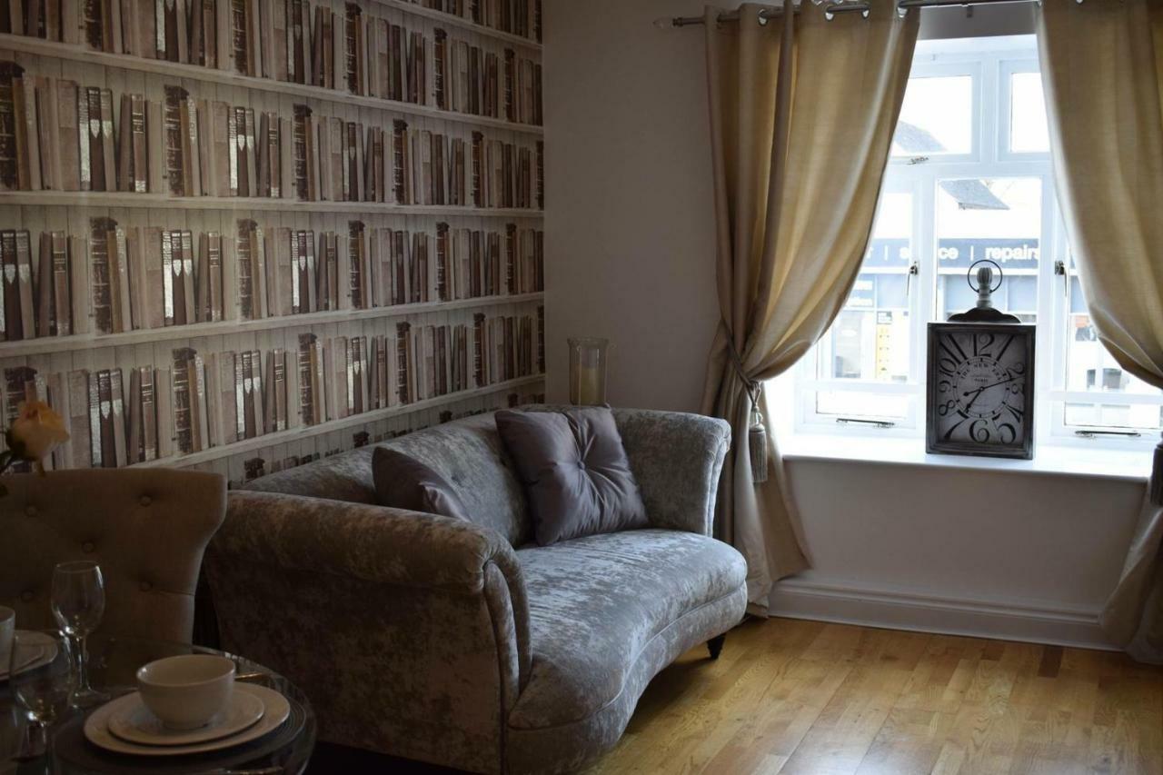 Luxury 2 Bed Apartment Witney Kültér fotó