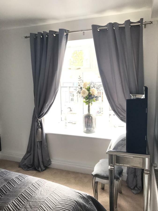 Luxury 2 Bed Apartment Witney Kültér fotó